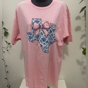 Pink Texas Graphic Tee Boho Cottagecore Floral Bow Size L NWOT